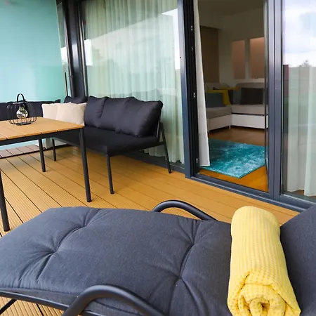 Bl Lakeview Apartman With Pool * Balatonlelle