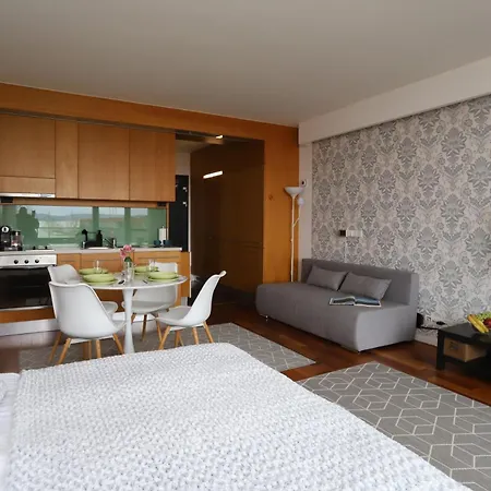Apartment Bl Lakeview Apartman With Pool *