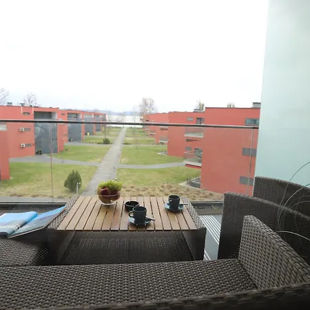 Bl Lakeview Apartman With Pool *