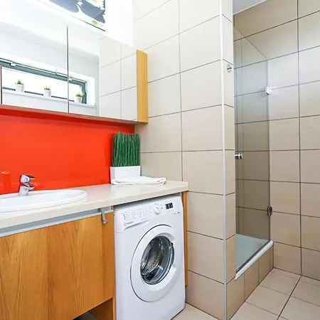 Apartment Bl Lakeview Apartman With Pool Balatonlelle